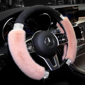 Achiou Rhinestone Fluffy Steering Wheel Cover – Comfortable Non-Slip Luxury Faux Wool, Universal Fit for 14.5″ to 15″ Steering Wheels(Black and Pink)
