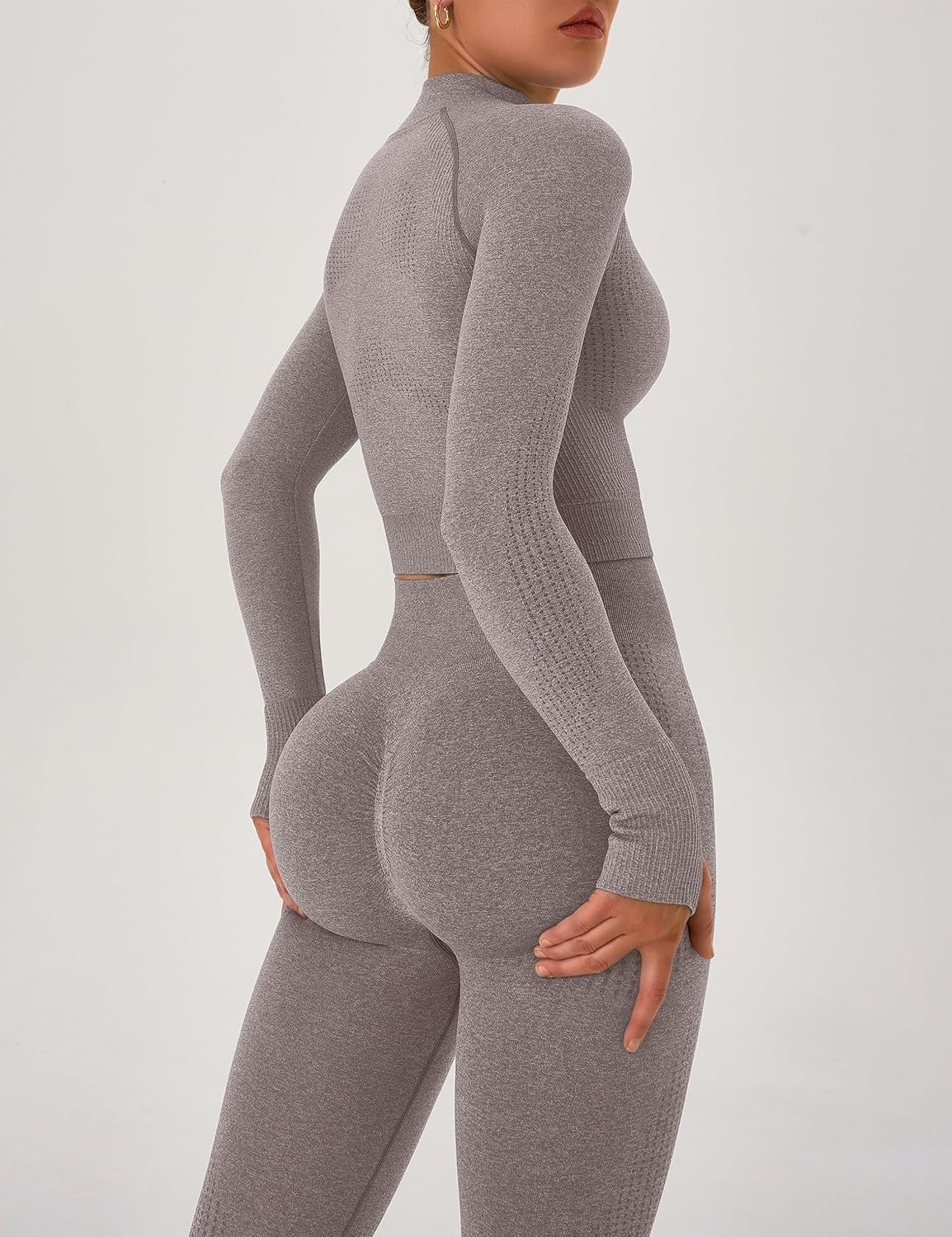 image:imageWomens Workout Sets 2 Piece Seamless Yoga Outfits Long Sleeve Zipper Jacket High Waist Leggings Butt Lifting Gym SetCream
